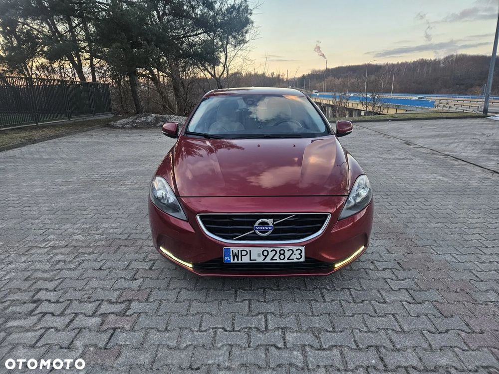 Volvo V40 D4 Summum - 2