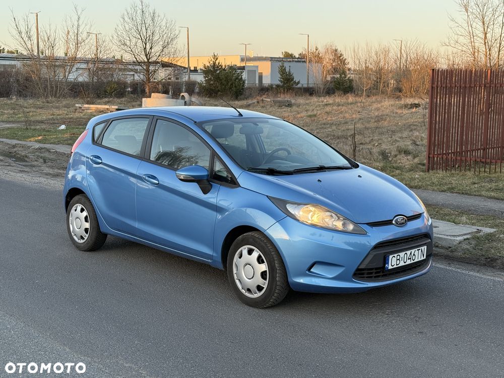 Ford Fiesta - 2