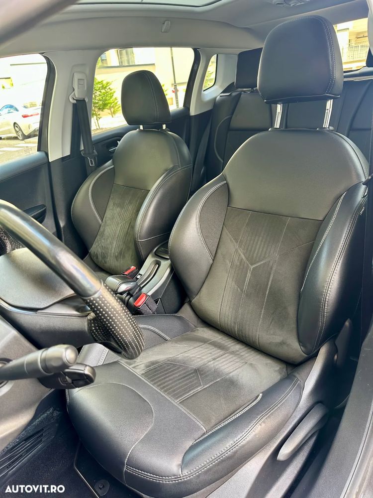 Peugeot 2008 - 5