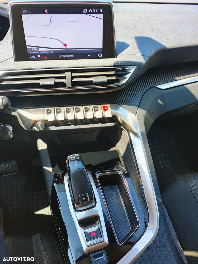 Peugeot 3008 BlueHDi 130 Stop & Start EAT8 Active Business-Paket - 28