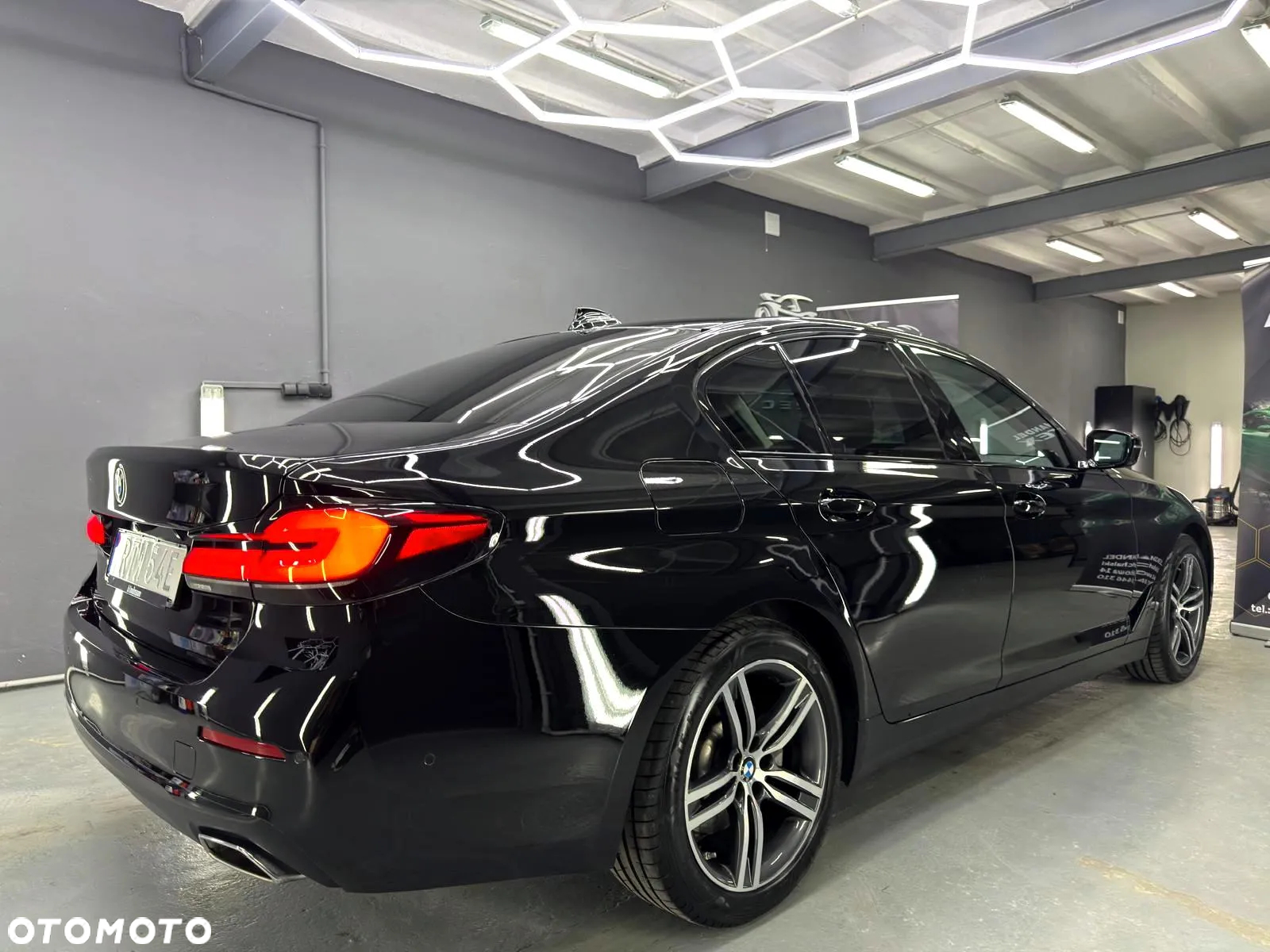 BMW Seria 5 520d Luxury Line sport - 10