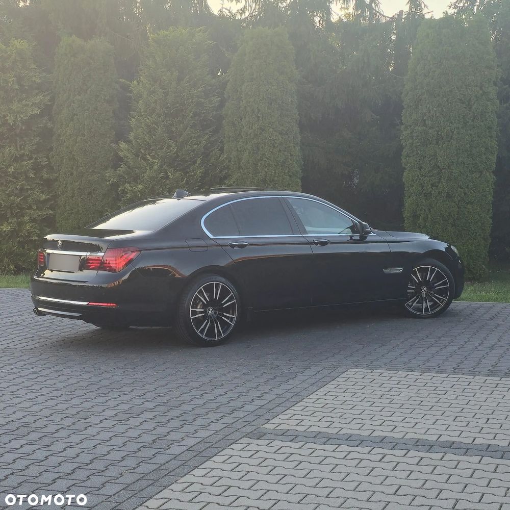 BMW Seria 7 730d xDrive - 17