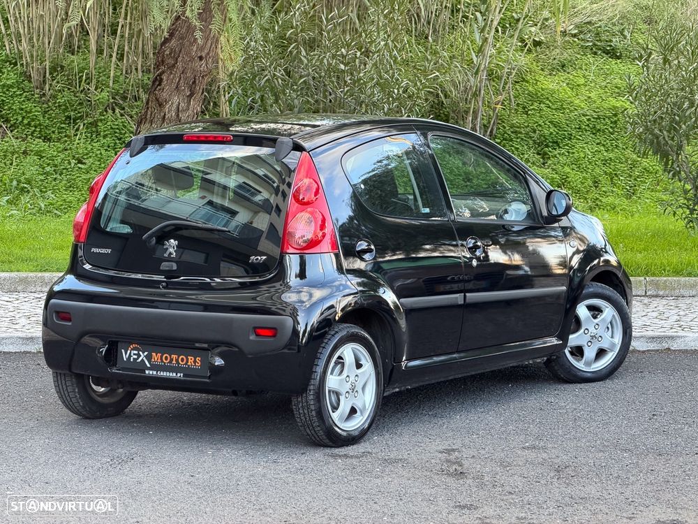 Peugeot 107 1.0 Trendy E4 - 3