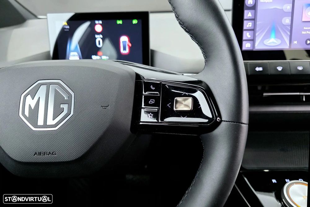 MG MG4 64 kWh Luxury - 16