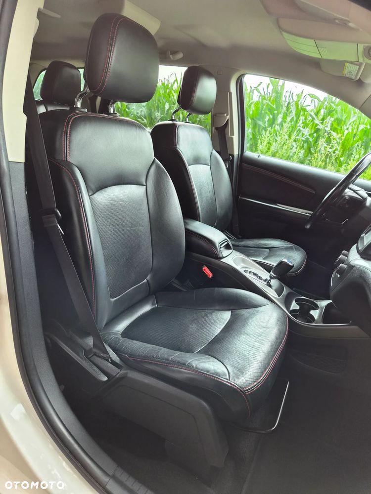 Dodge Journey - 25