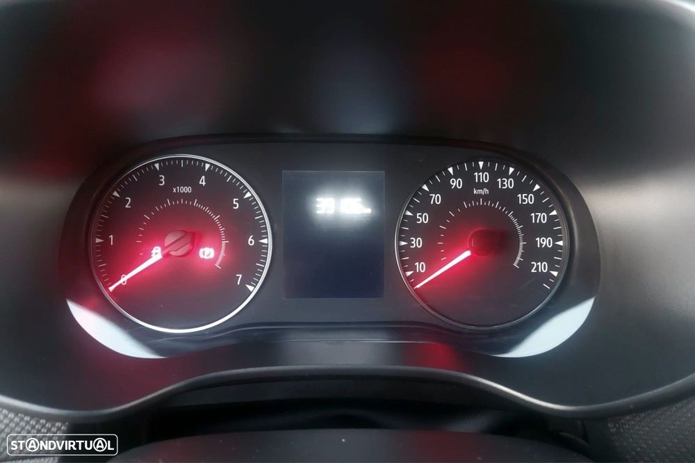 Dacia Sandero — fotografia 32
