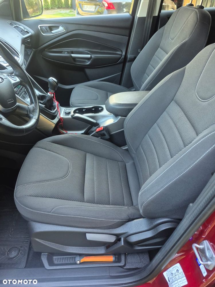 Ford Kuga - 9