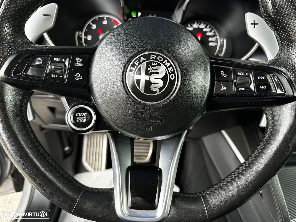 Alfa Romeo Stelvio 2.2 D Sprint AT8 - 24