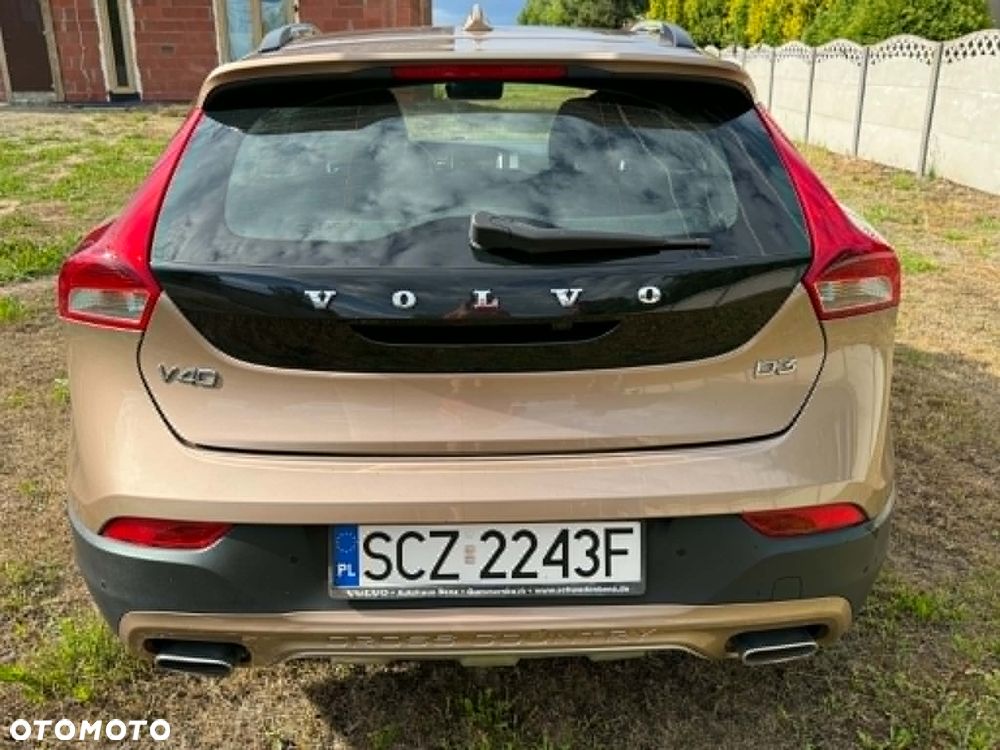 Volvo V40 Cross Country D3 Momentum - 7
