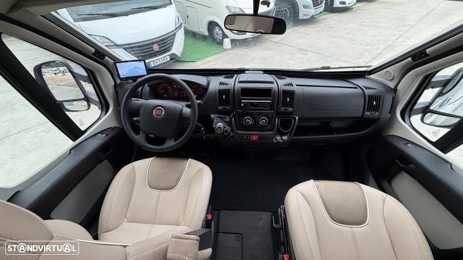 Fleurette Magister 74 LMF c.central e basculante - 27