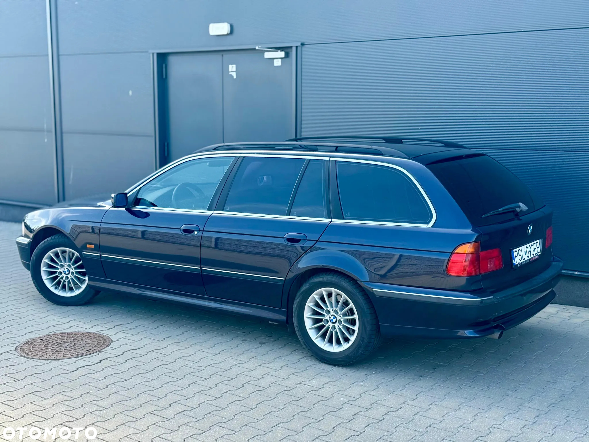 BMW Seria 5 520i - 12