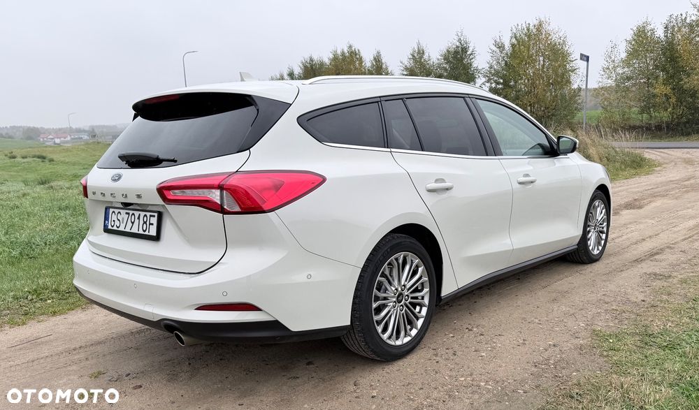 Ford Focus - 4