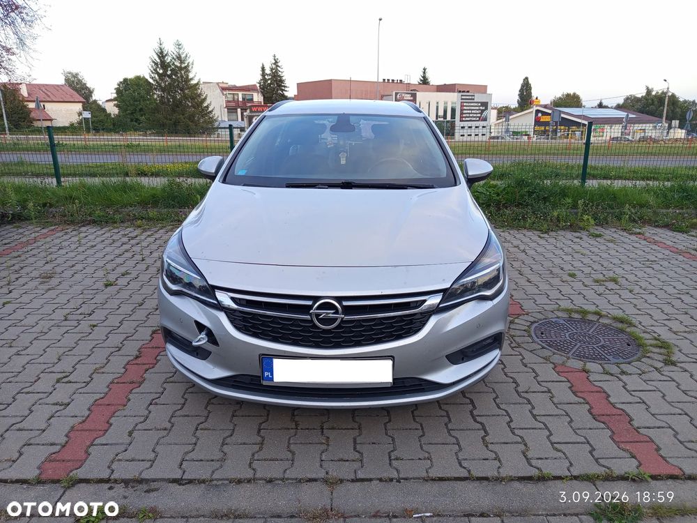 Opel Astra 1.6 CDTI Dynamic - 2
