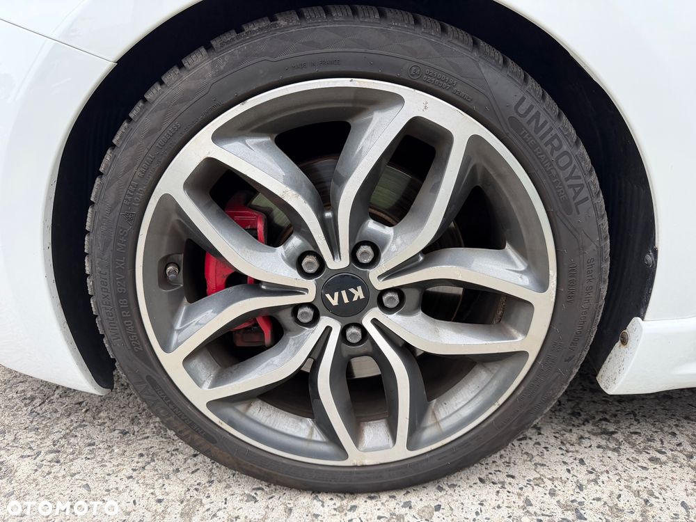 Kia Ceed 1.6 T-GDI GT - 32