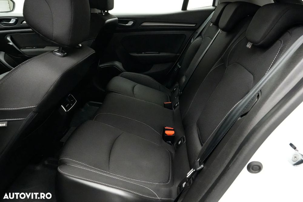 Renault Megane TCe 140 GPF EQUILIBRE - 16