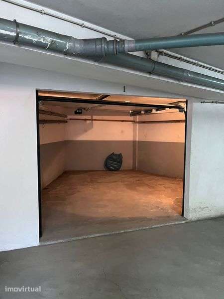 Garagem Fechada Póvoa de Varzim - Grande imagem: 3/4