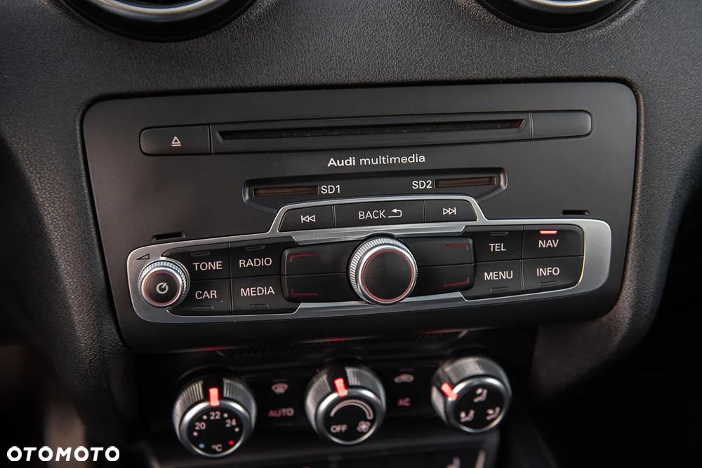 Audi A1 1.4 TFSI S tronic S line Sportpaket - 23