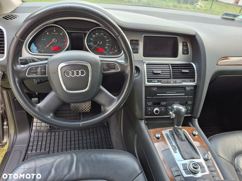 Audi Q7 3.0 TDI DPF clean diesel Quattro Tiptronic - 10