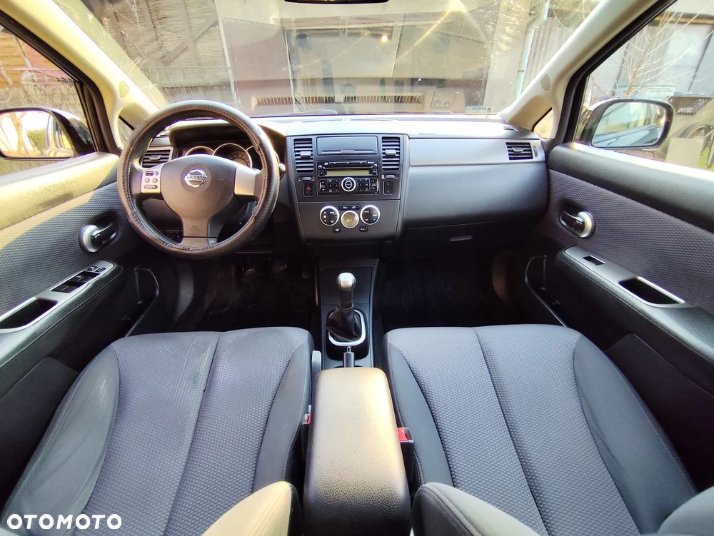 Nissan Tiida 1.6 Acenta - 11