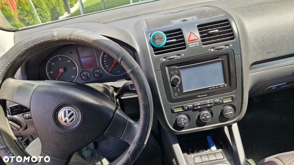 Volkswagen Golf 1.9 TDI Comfortline - 5