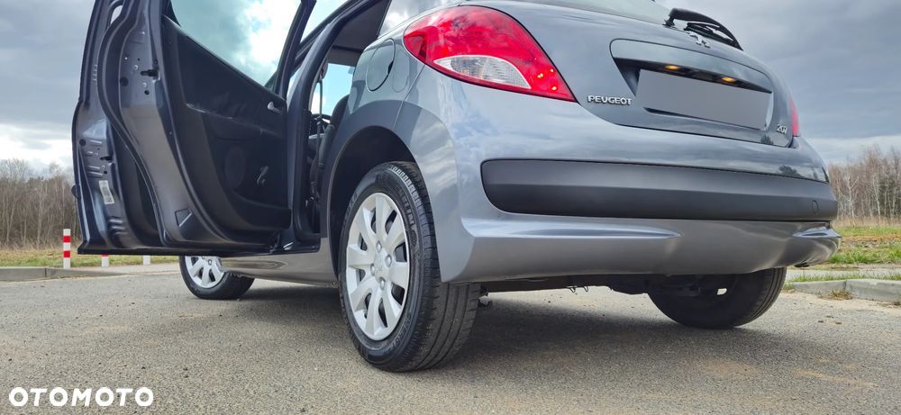 Peugeot 207 1.4 16V Trendy - 9