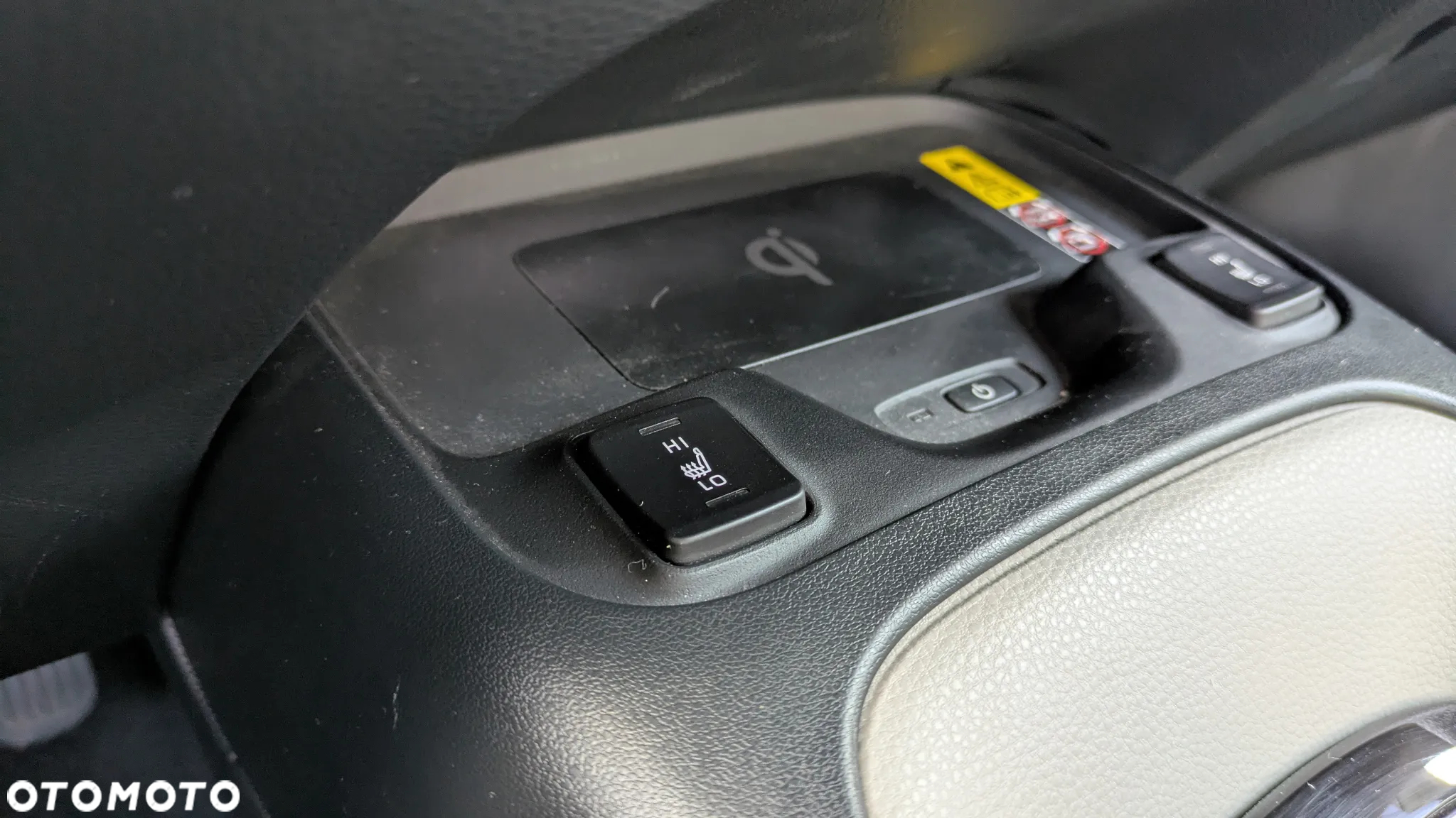 Toyota Corolla 1.8 Hybrid Style - 13