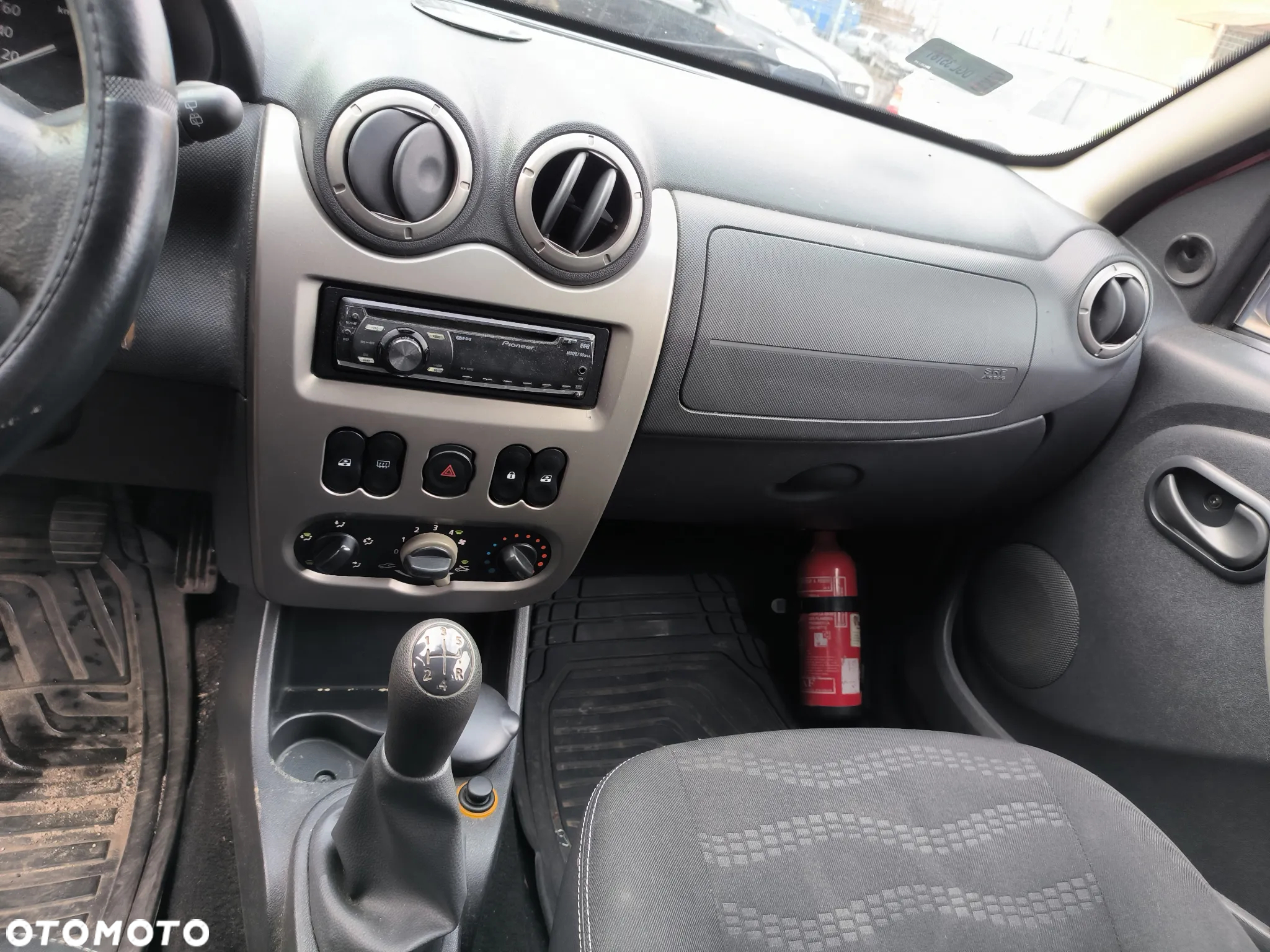 Dacia Sandero 1.5 dCi Ambiance - 10