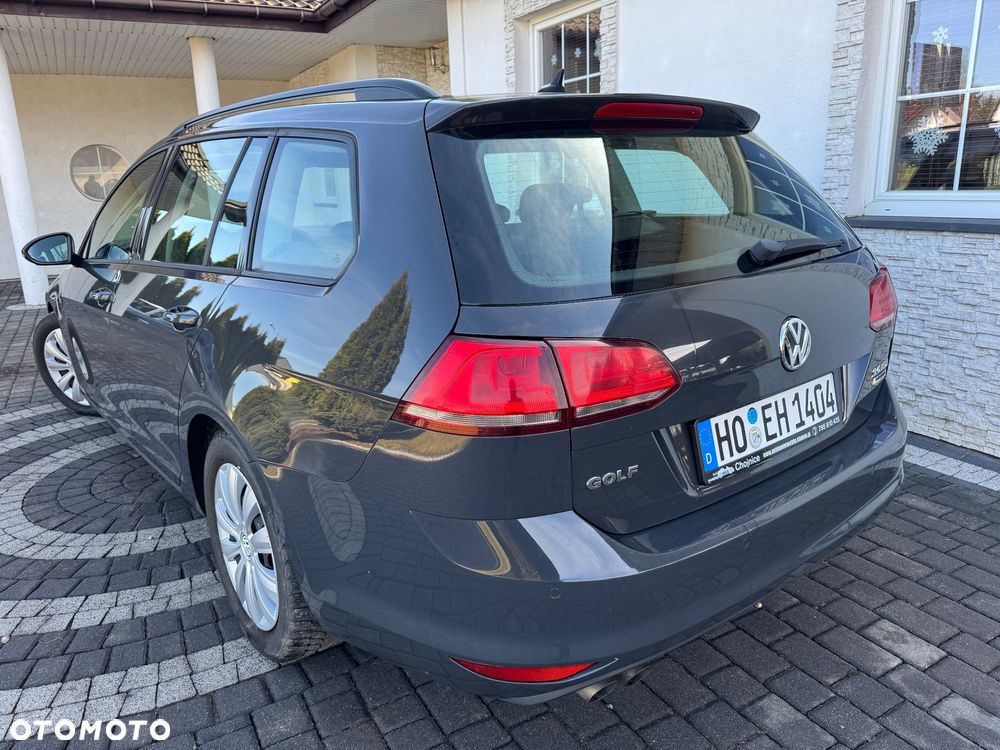 Volkswagen Golf 2.0 TDI BlueMotion Technology Lounge - 4