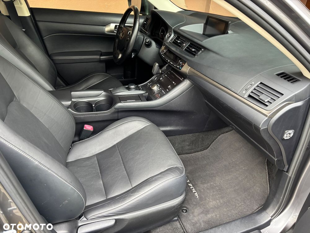 Lexus CT 200h Business - 8