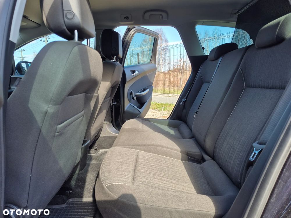 Opel Astra 1.4 T Cosmo - 24