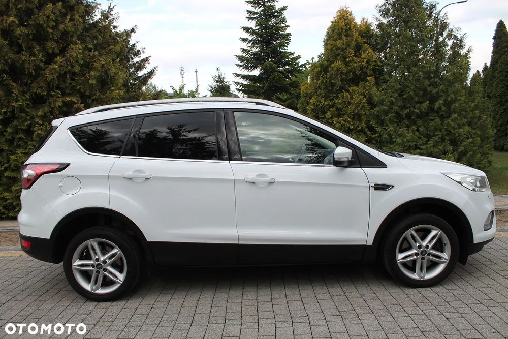 Ford Kuga 2.0 TDCi 2x4 Cool & Connect - 11