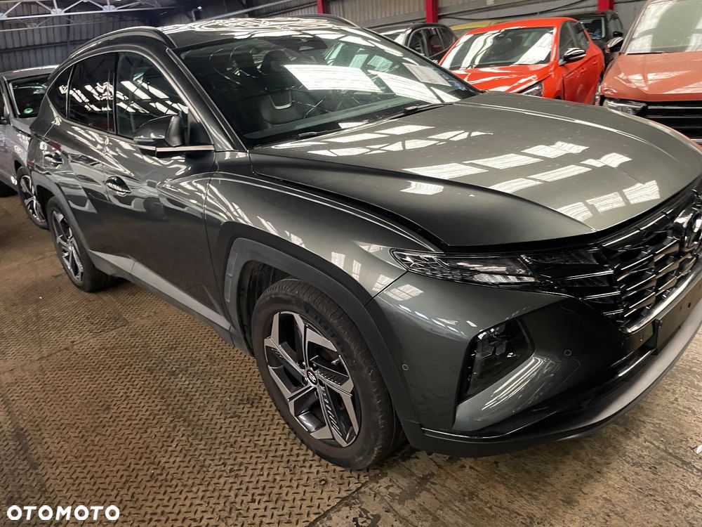 Hyundai Tucson - 2