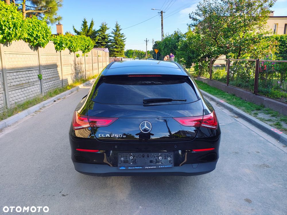 Mercedes-Benz CLA - 5
