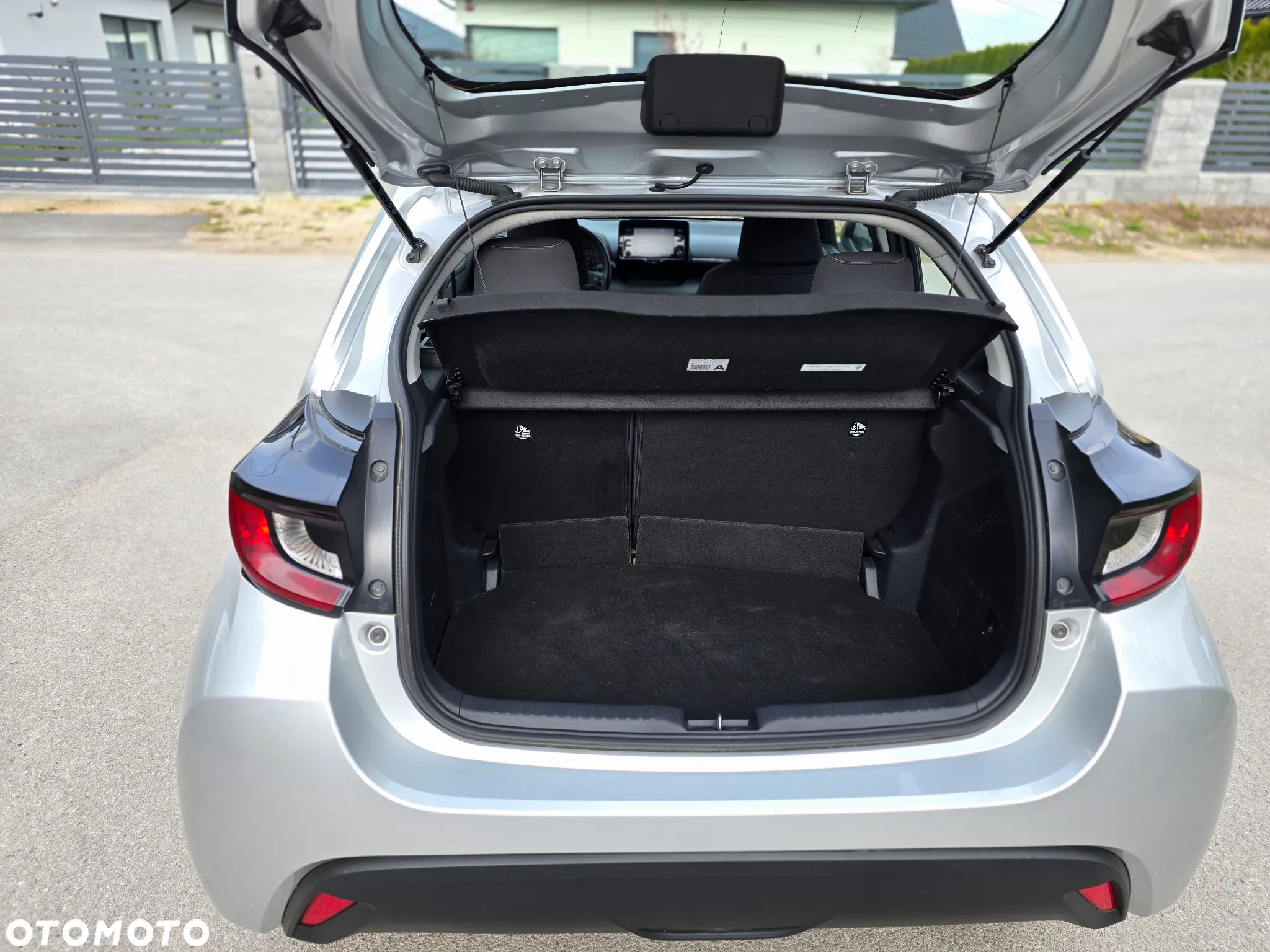 Toyota Yaris - 18