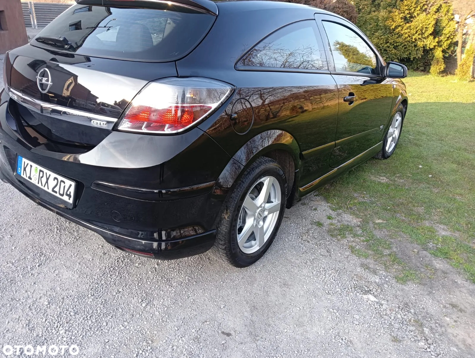 Opel Astra GTC 1.8 Sport - 15