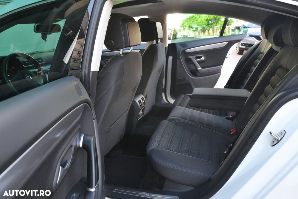 Volkswagen Passat CC 2.0 TDI DSG BMT - 12