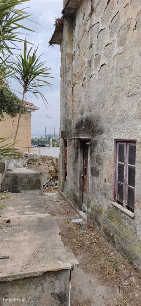 Moradia para Restaurar T3 Venda em São Mamede de Infesta e Senhora da - Grande imagem: 5/18