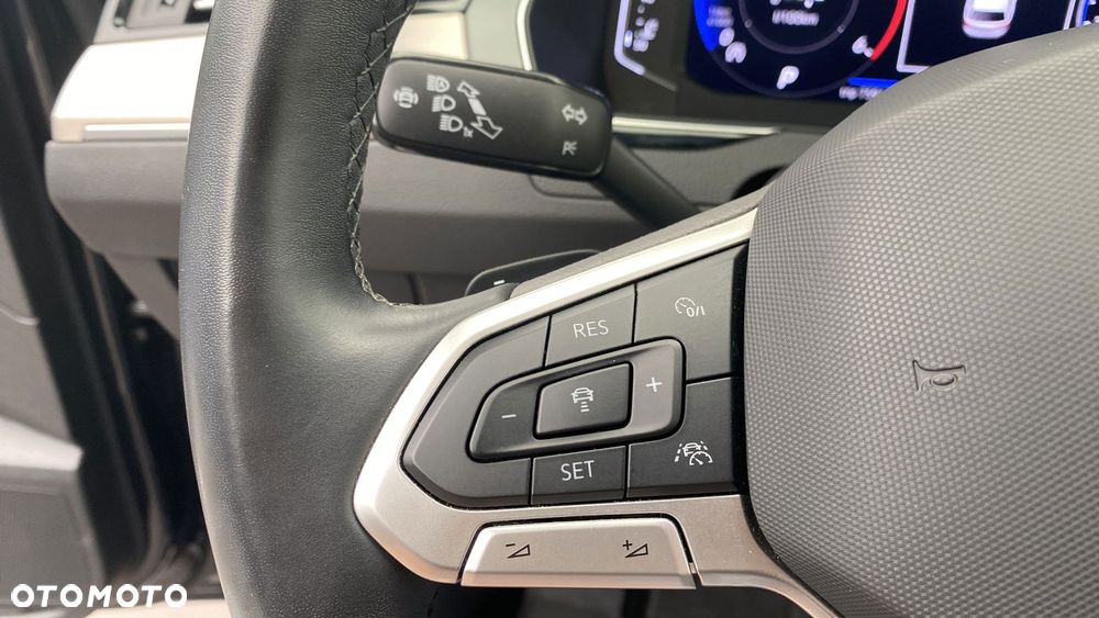 Volkswagen Passat - 23