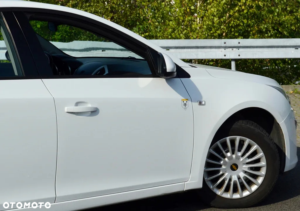 Chevrolet Cruze - 13