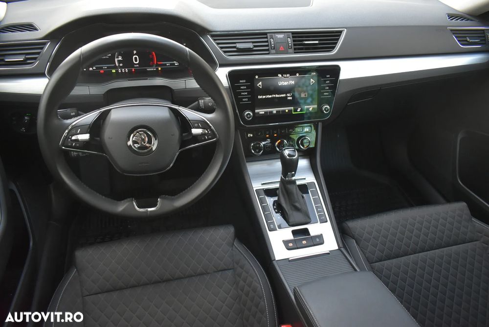 Skoda Superb 2.0 TDI DSG Ambition - 21