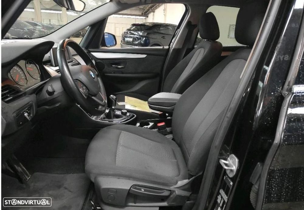 BMW 216 Active Tourer d - 3