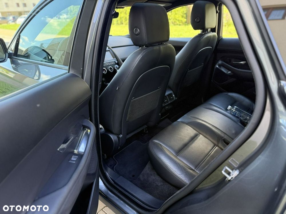 Jaguar E-Pace 2.0 i4P AWD R-Dynamic S - 24