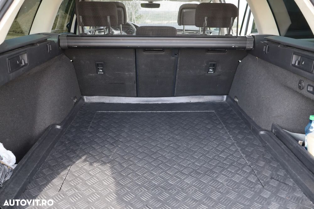 Volkswagen Passat 2.0 TDI DSG Comfortline - 7