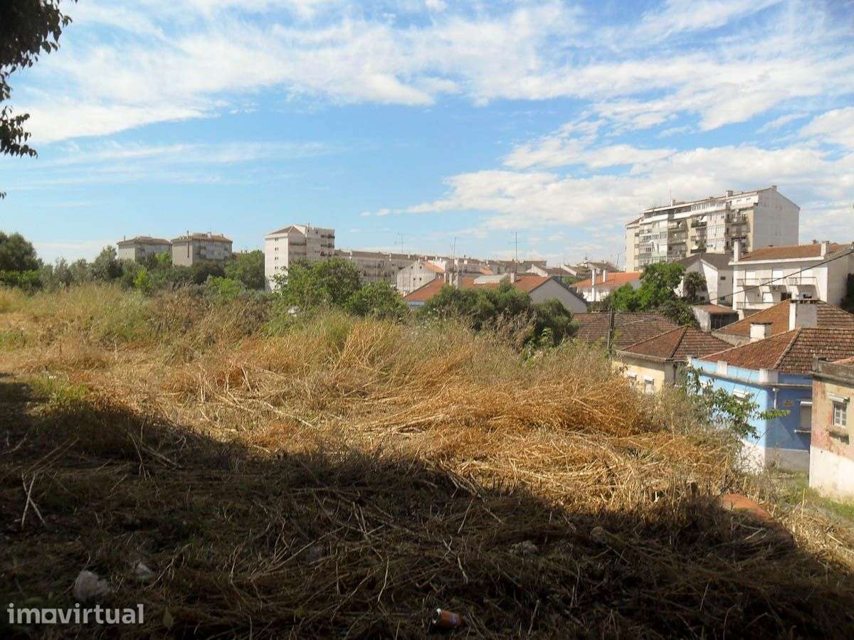 Terreno para Construção de Moradias , Junto ao Shopping de Santarém - Grande imagem: 3/4