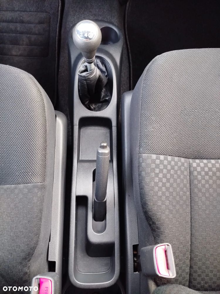 Daihatsu Materia 1.5 - 22