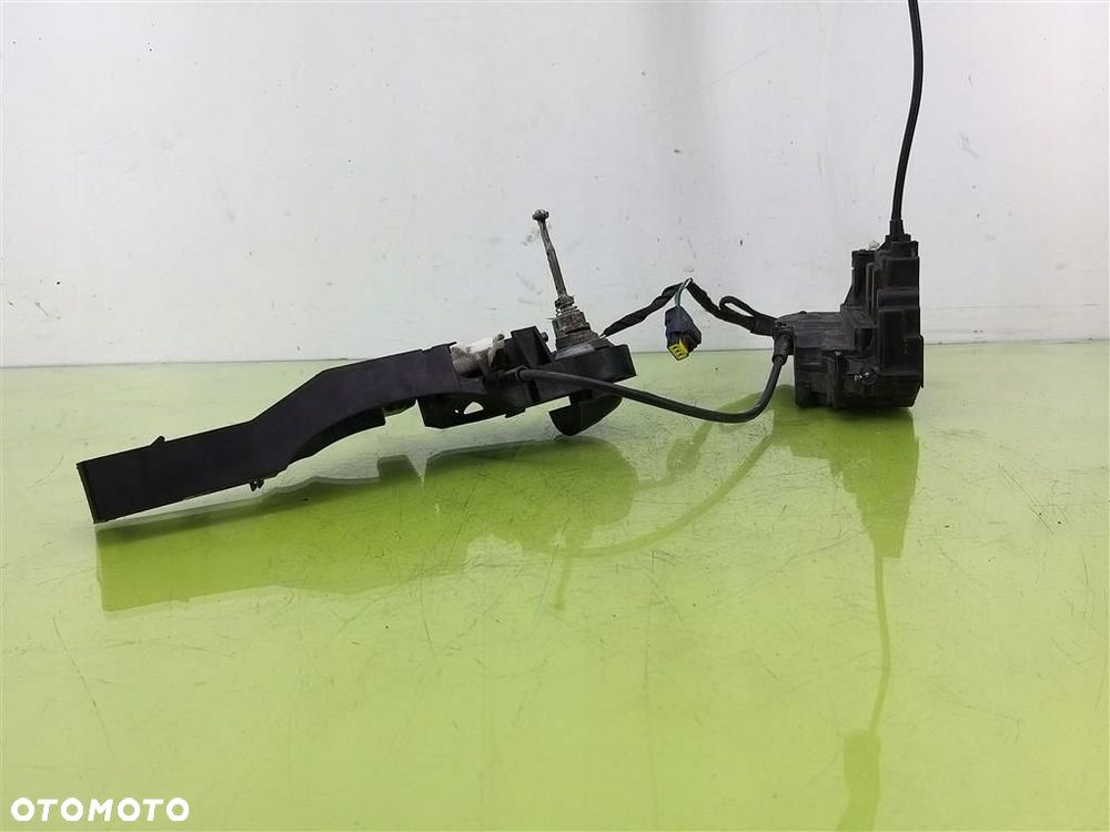Zamek drzwi przód lewy Renault Laguna III 2007-2015 805010004RB ORYGINAŁ - 2