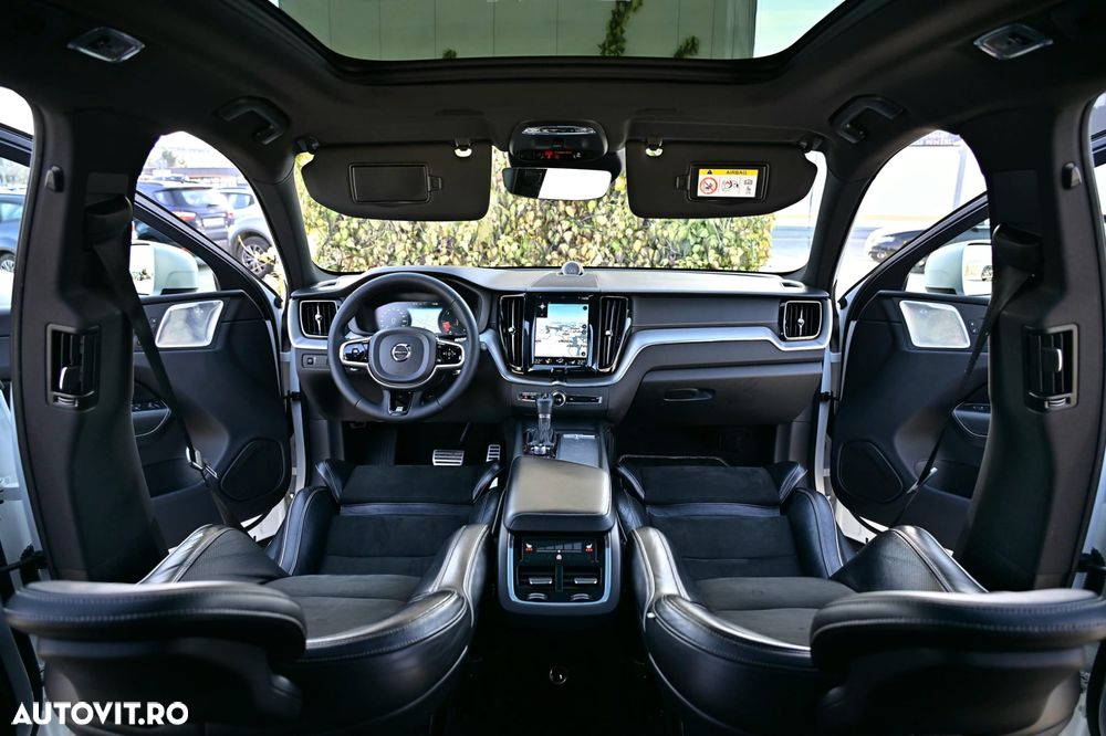 Volvo XC 60 D5 AWD Geartronic RDesign - 6