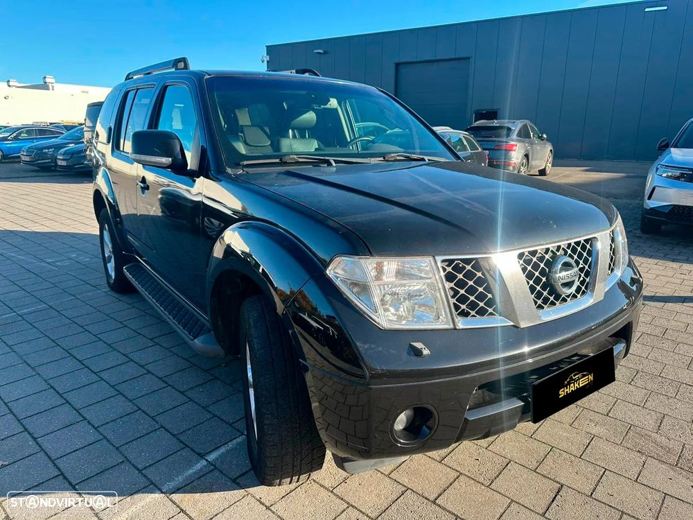 Nissan Pathfinder 2.5 dCi Aut. SE - 2