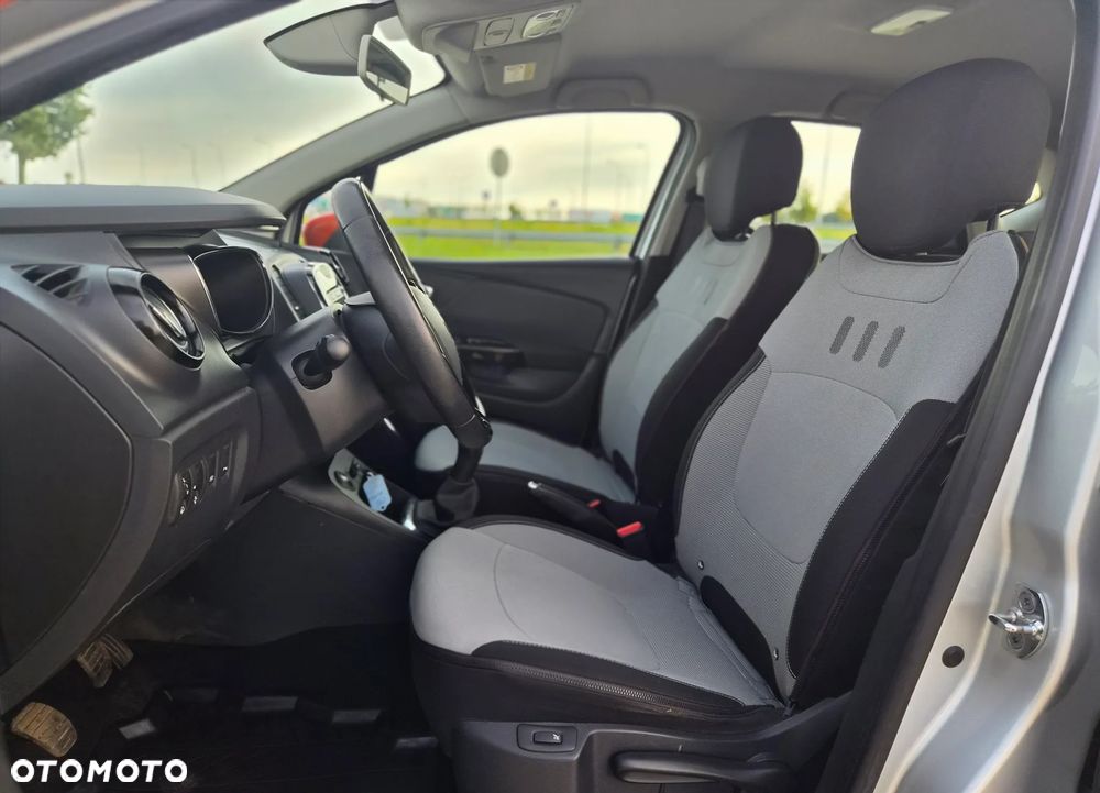 Renault Captur - 21