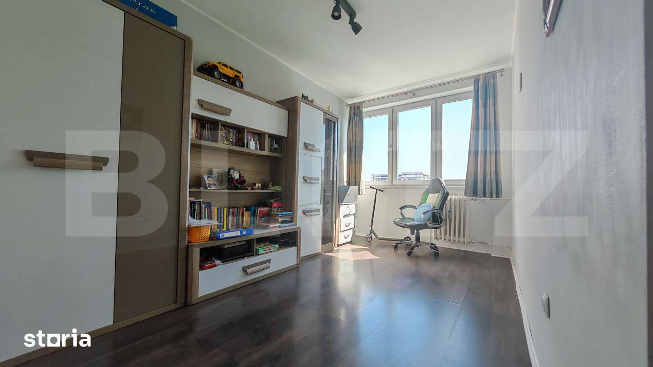 Apartament 4 camere decomandat, etaj intermediar, Splaiul Crisanei — fotografia 3
